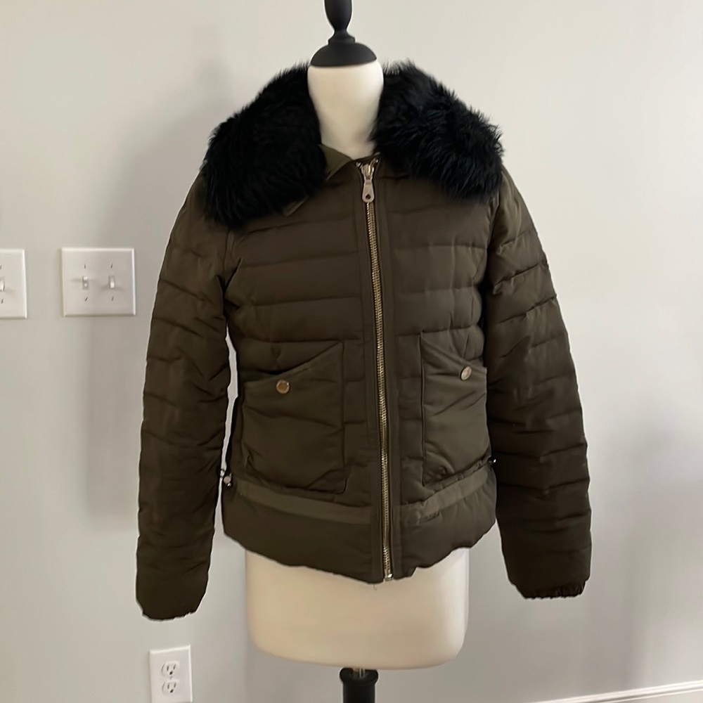 Massimo Dutti, army green jacket, with black detachable faux fur hood, size M
